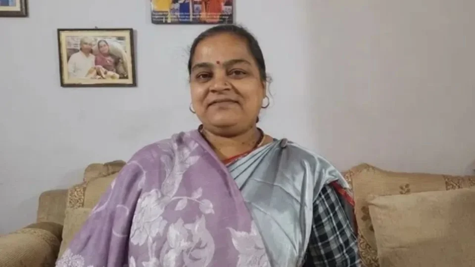 धनबाद की डॉ. मीतू सिन्हा का वर्ल्ड रिकॉर्ड, रामायण पर एक साल में लिखीं 11 पुस्तकें
