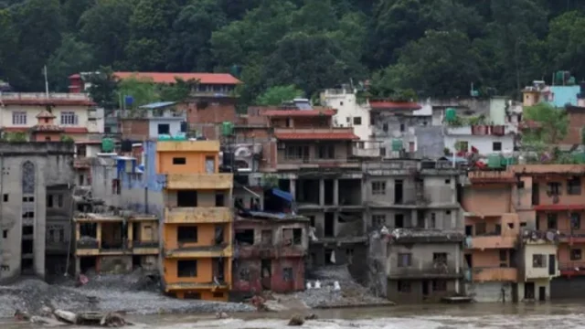 Nepal Flood: 1356 मौतें, 5500 लापता; सुरंगों में फंसी जिंदगियों के लिए अब भी उम्मीद