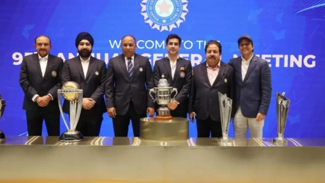 BCCI AGM में 10 बड़े फैसले, IPL गवर्निंग काउंसिल में धूमिल-मजूमदार की एंट्री