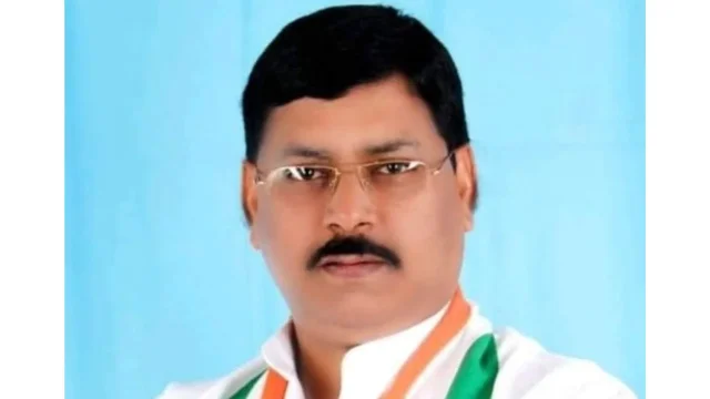 Dhanbad : संतोष सिंह बने शहर कांग्रेस अध्यक्ष, ग्रामीण संगठन का भी मिला प्रभार