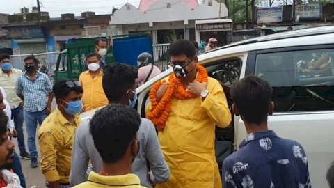 धनबाद : फ्रेंड्स ऑफ संतोष सिंह के कार्यकर्ता अब बेरोजगारी और रंगदारी के खिलाफ जन आंदोलन करेंगे: संतोष सिंह