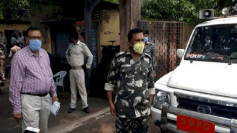 धनबाद: वर्चस्व के लिए रघुकुल और सिंह मैंशन के बीच टकराव मामले में पुलिस रेस, 10 आरोपी भेजे गये जेल