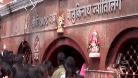 दुमका: हर सोमवार को छह घंटे खुलेगा बासुकीनाथ मंदिर