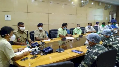 धनबाद:16-17 अगस्त को 10000 आरएटी टेस्ट करने का बड़ा टारगेट,18 नये कंटेनमेंट जोन ,कर्फ्यू