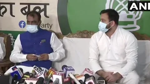 बिहार: 11 साल बाद RJD में वापस लौटे श्याम रजक, लालू के चार एमएलए नीतीश के हुए
