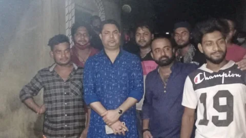 धनबााद:रणविजय सिंह ने कतरास, तिलाटांड़ समेत कई जगहों पर पहुंचकर मां मनसा का दर्शन किया