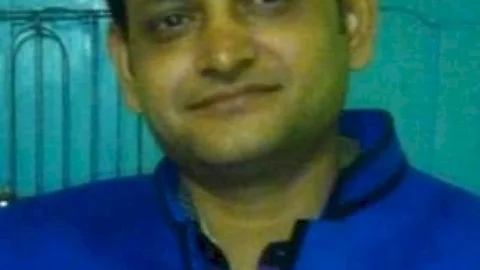 बोकारो: बजाज बाइक शोरूम के मालिक सुनील कुमार सिंह ने फांसी लगाकर की सुसाइड