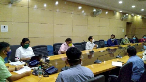धनबाद:टेलीमेडिसिन स्टूडियो से डॉक्टर देंगे कोविड हॉस्पीटल में एडमिट पेसेंट को परामर्श