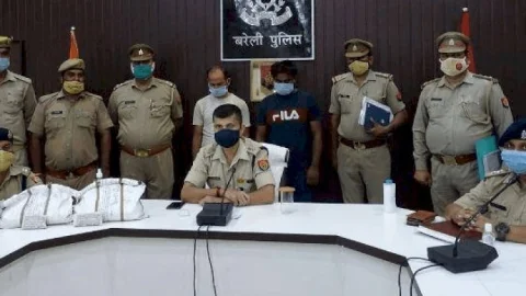 यूपी: बरेली पुलिस ने चार करोड़ की स्मैक के साथ दो तस्कर को दबोचा, दिल्ली पहुंचाने की थी तैयारी 