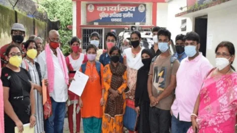 धनबाद: Dhanbad Nursing School को इंडियन नर्सिंग काउंसिल से मान्यता नहीं, छात्राओं ने डीएसपी से की कंपलेन