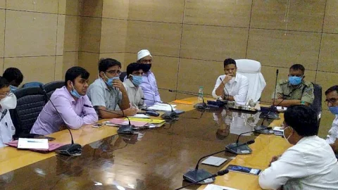 धनबाद:कोविड-19 हॉस्पीटल को बनाया जायेगा बेहतर,मेडिकल इन्फ्रास्ट्रक्चर सहित अन्य सुविधाओं में किया जायेगा व्यापक सुधार 