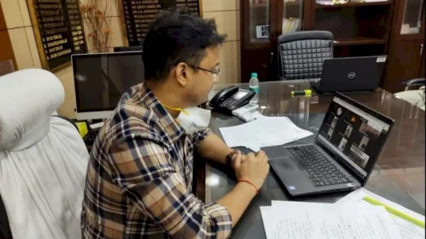 धनबाद: डीसी की अपील, करायें कोरोना जांच ,संक्रमण की चेन तोड़ने के लिए ही  चल रहा है आरएटी स्पेशल ड्राइव 