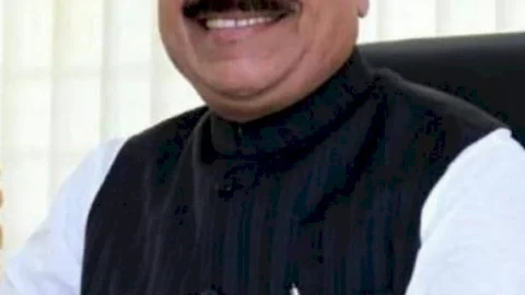 नई दिल्ली: रेल राज्य मंत्री सुरेश अंगड़ी का कोरोना से निधन, राष्ट्रपति व पीएम ने दुख जताया
