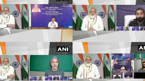 फिट इंडिया डायलॉग 2020: पीएम नरेंद्र मोदी ने फिटनेस इन्फ्लुएंसर्स से किया ऑनलाइन संवाद