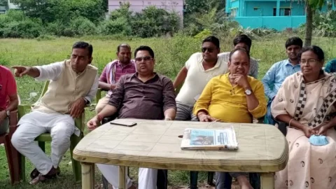जामताड़ा: कृषि बिल के खिलाफ पीएम का पुतला दहन, इरफान व रणविजय भी हुए शामिल, कोल साइडिंग में मजदूरों का शोषण