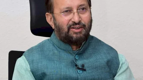 नई दिल्ली: 50% टिकट ब्रिक्री के साथ 15 अक्टूबर से खुलेंगे सिनेमा हॉल, थियेटर और मल्टीप्लेक्स, नये रूल्स व  SOP जारी