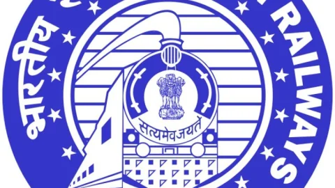 नई दिल्ली: रेलवे ने नवरात्र के पहले 78 स्पेशल ट्रेनों को चलाने की मंजूरी दी
