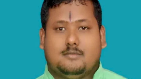 बिहार: पूर्णिया में दलित लीडर शक्ति मलिक मर्डर केस का खुलासा, सात अरेस्ट, तेजस्वी व तेजप्रताप को पुलिस ने दी क्लिनचिट