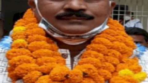 बिहार: शिवहर मे  कैंडिडेट श्रीनारायण सिंह व उनके एक समर्थक की  मर्डर, आक्रोशित लोगों ने एक क्रिमिनल को भी पीट-पीट कर मार डाला
