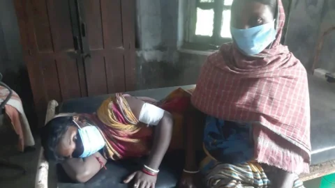 धनबाद: निरसा में ग्रामीणों एवं इसीएल सिक्युरिटी गार्ड के बीच भिड़ंत, तोड़फोड़, फायरिंग, बाल-बाल बची महिला