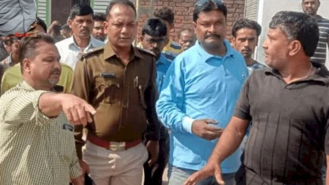 धनबाद: भूली आजाद नगर में क्रिमिनलों ने उज्जीवन बैंक के स्टाफ को गोली मारी, रुपये से भरा बैग लूटकर भागे
