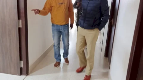 धनबाद: ASP मनोज स्वर्गियारी पहुंचे डीएम पब्लिक स्कूल, रुरल एरिया में हाईटेक शिक्षण व्यवस्था देख चेयरमैन मनी महतो को सराहा