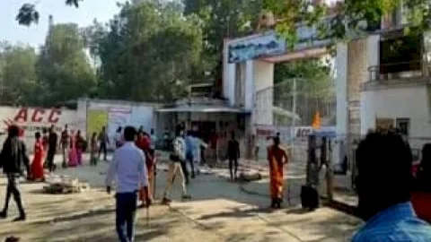 धनबाद:सिंदरी में पथराव व हिंसक झड़प मामले में धर्मजीत, सुंदरी व 39 नेम्ड समेत 250 अननोन के खिलाफ FIR