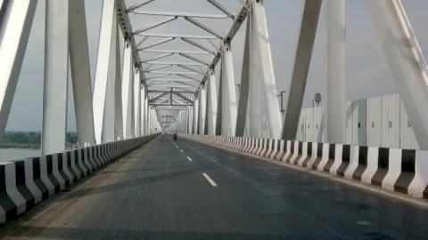 बिहार:गांधी सेतु के दोनों लेन मार्च 2022 तक शुरू हो जायेंगे, समानांतर पुल का काम शीघ्र होगा शुरु