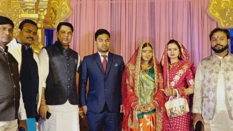 धनबाद: भेलाटांड़ शादी समारोह में पहुंचे रणविजय सिंह, वर वधु को दिया आशीर्वाद