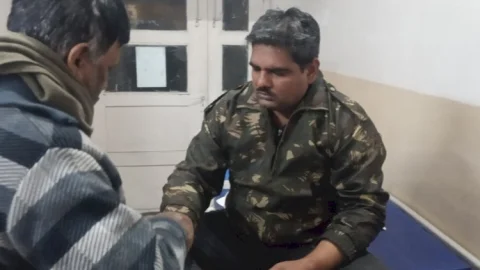 धनबाद: ECL की बड़मुड़ी ओसीपी में कोयला चोरों ने मुगमा जीएम पर किया हमला, सिक्युरिटी गार्ड की गाड़ियां में तोड़फोड़