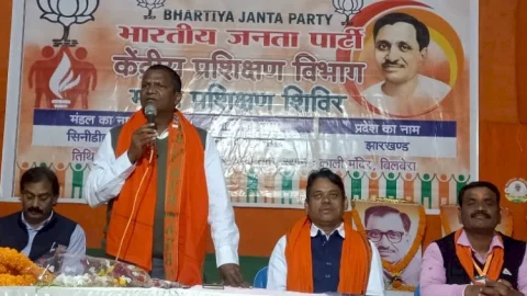 धनबाद: बाघमारा विधानसभा जैसा विकास का काम झारखंड में कहीं नहीं हुआ : ढुल्लू 