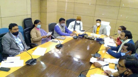 धनबाद: आरटीई एक्ट अंतर्गत मान्यता के लिए 12 स्कूलों की हुई समीक्षा 