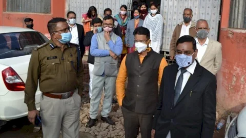 धनबाद: बाल सुधार गृह में बंदियों को नशे का सामान पहुंचा रहे हैं सिक्युरिटी स्टाफ, इंचार्ज डिसमिस