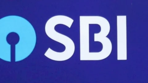 SBI ने घर खरीदारों को दिया न्यू इयर गिफ्ट, इंटरेस्ट रेट में की भारी कटौती, प्रोसेसिंग फीस पर भी 100% छूट की घोषणा