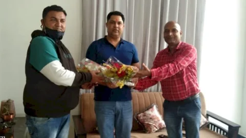 धनबाद: रणविजय सिंह से मिले झारखंड क्षत्रिय महासेना अध्यक्ष विकाश सिंह चंदेल