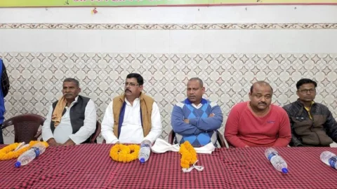 धनबाद झरिया में फ्रेंड्स आफॅ संतोष सिंह का सम्मान समारोह