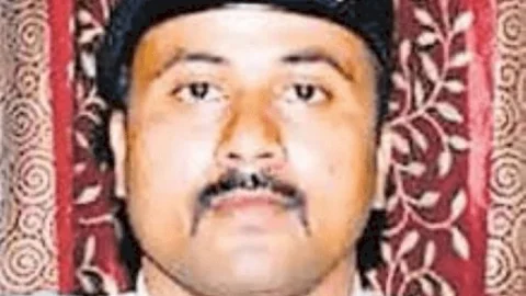 धनबाद:राजगंज में ट्रक ड्राइवर को गोली मारने मामले में सब इंस्पेक्टर संतोष रजक डिसमिस