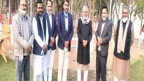 बिहार: ओवैसी की पार्टी एआएमआइएम के पांचों एमएलए ने सीएम नीतीश कुमार से की मुलाकात, एलजेपी एमएलए भी मिले