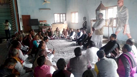 बिहार खादी ग्रामोद्योग संघ की बैठक,एमएलए,खादी आयोग के डायरेक्टर व सामाजिक कार्यकर्ता हुए शामिल