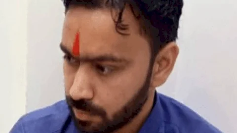 धनबाद-गिरिडीह बोर्डर पर कोलकाता से बिहारशरीफ जा रही बस में पैसेंजर को गोली मारकर मर्डर   
