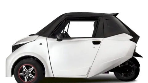 इंडिया में शुरू हुई सबसे सस्ती Storm R3 Electric Car,सिंगल चार्ज में चलेगी 200km