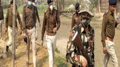 सीतामढ़ी: मेजरगंज एनकाउंटर स्थल से नहीं मिला एक भी खोखा, आइजी ने थानाध्यक्ष से पूछा- अंधाधुंध फायरिंग हुई तो खोखा कहां गया?