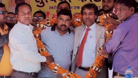 धनबाद: नेट इंडिया के 18 वें स्थापना दिवस के कार्यक्रम में शामिल हुए टुंडी एमएलए के पुत्र दिनेश महतो