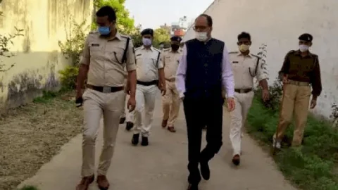 बिहार: स्टेट की जेलों में रेड, पटना की बेउर जेल में दो बार रेड, विजय कृष्ण के पास मिला मोबाइल और सिम कार्ड