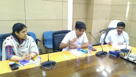 धनबाद: चार मार्च से तीन ट्रेनों में आने वाले पैसेंजर्स की होगी रेलवे स्टेशन पर कोरोना जांच 