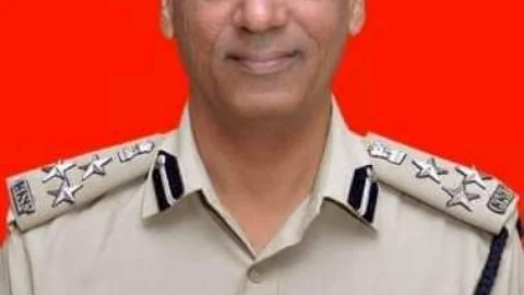 धनबाद: विनय काजला  सीआइएसएफ धनबाद यूनिट के नये डीआइजी का चार्ज लिया,पी रमण का ट्रांसफर