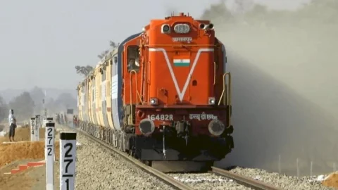 गोड्डा Rail Line का सीआरएस सफल, निशिकांत ने प्रदीप पर कसा तंज, अब तेरा क्या होगा कालिया !