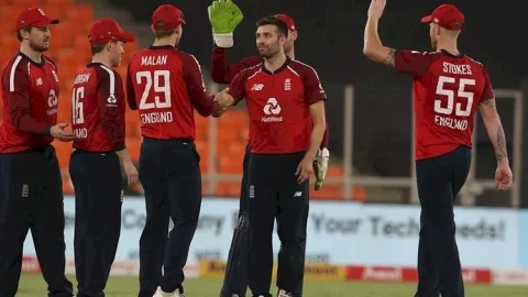 Ind vs Eng T20 series: इंग्लैंड ने इंडिया को आठ  विकेट से हराकर तीसरा मैच जीता, सीरीज में बनाई 2-1 की बढ़त