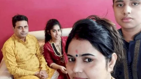 बिहार: गोपालगंज में कार और ट्रक की टक्कर, दिल्ली से होली पर सहरसा लौट रहे एक ही फैमिली के चार लोगों की मौत