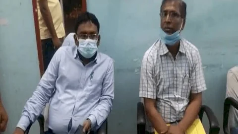 धनबाद:CPWD इंजीनियर को कंट्रेक्टरों ने ऑफिस में घुसकर पीटा, जबरन पास करना चाहते थे बिल, SSP से कंपलेन